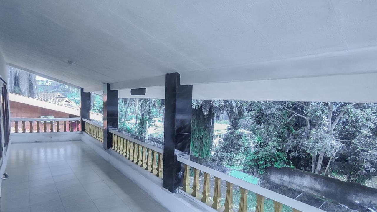 Burangrang Village Mitra Reddoorz Bogor Exterior foto